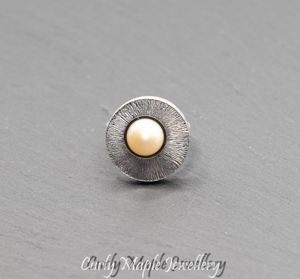 Round Pearl Textured Silver Statement Ring