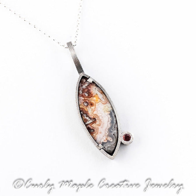 Garnet Crazy Lace Agate Silver necklace