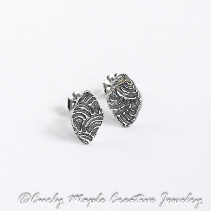 Tiny Multifoil Arch Silver Post Earrings