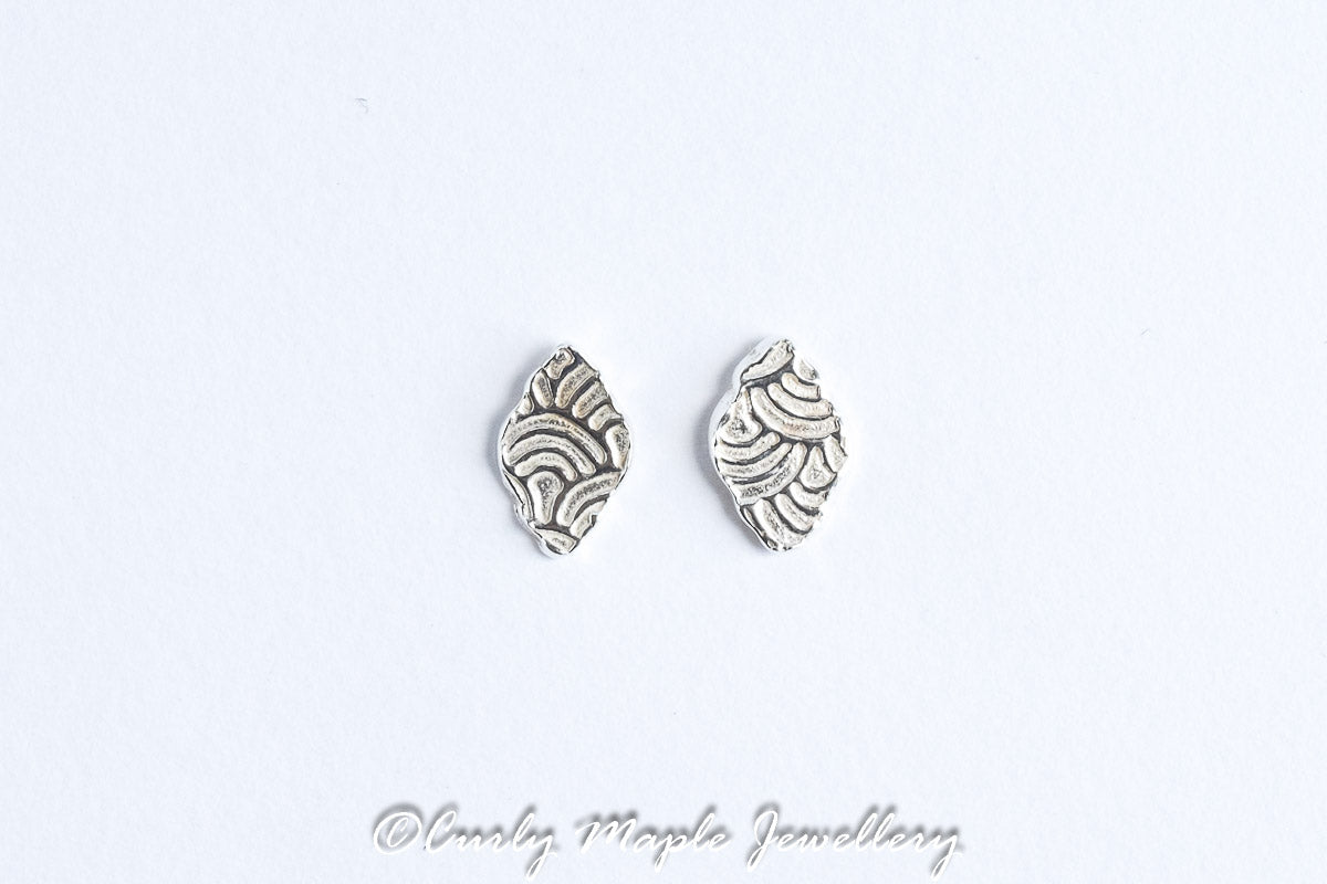 Tiny Multifoil Arch Silver Post Earrings