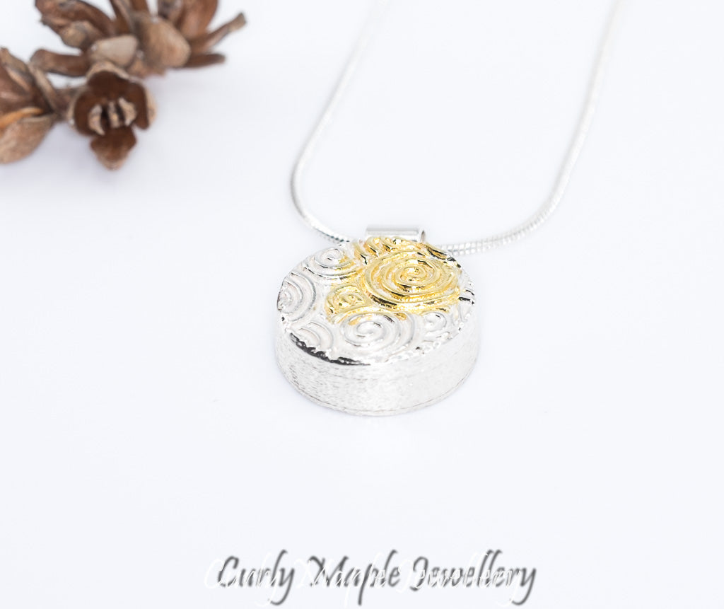 Water Ripples Round Silver Pendant